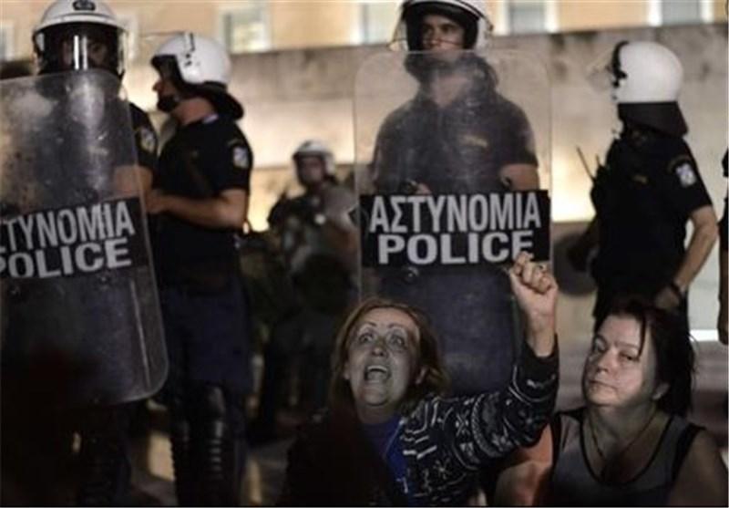 آماده باش 4 هزار مأمور پلیس هم زمان با سفر وزیر دارایی آلمان به یونان