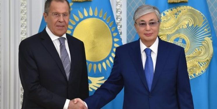 وزیر امور خارجه روسیه با تاکایف دیدار کرد