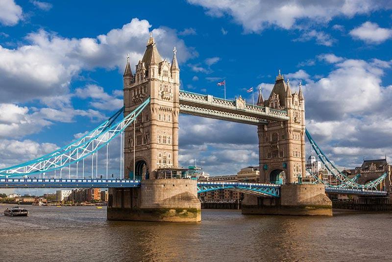 تاور بریج، از پل های معروف و نمادین لندن