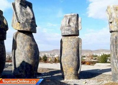 مجسمه های باستانی کشور شیلی در مینی وُرلد ملایر