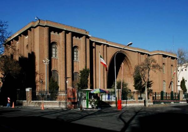 اولین موزه ایران به دستور چه کسی تاسیس شد؟