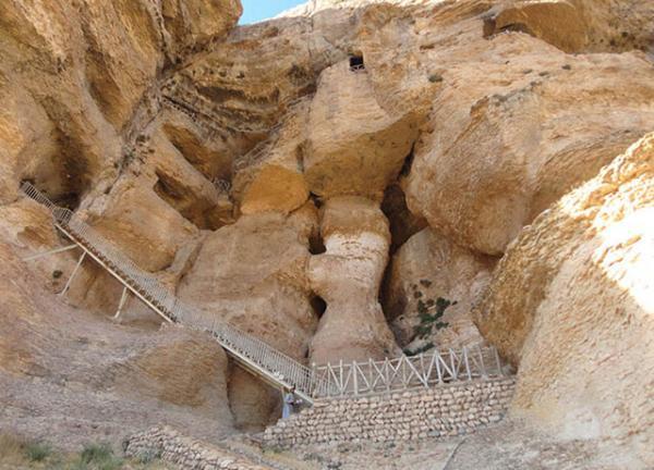 تا کنون بیش از 90 غار در کردستان شناسایی و کشف شده است