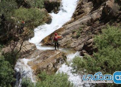 آبشار طوف کما یکی از برترین جاذبه های طبیعی استان خوزستان است