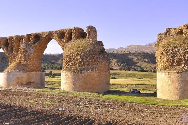 فرو ریختن طاق پل تاریخی کشکان